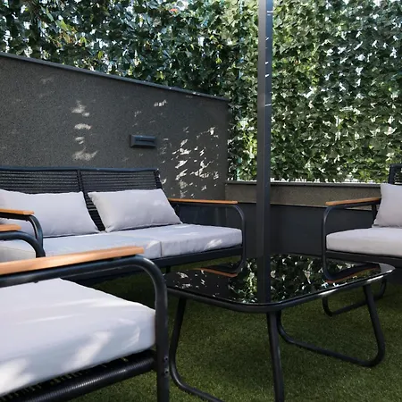 Lux Anya - Private Garden & Garage Space * Split