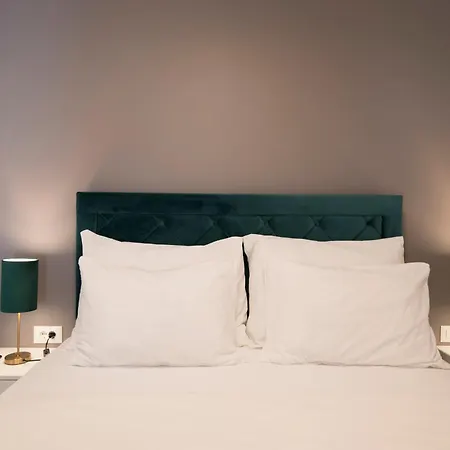 Lux Anya - Private Garden & Garage Space Apartmán Split